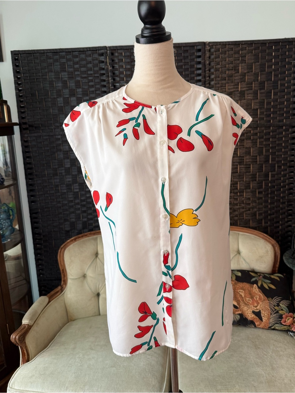 🌺 Vintage Lady Manhattan Floral Blouse White Cap Sleeve Button Front Top M/L